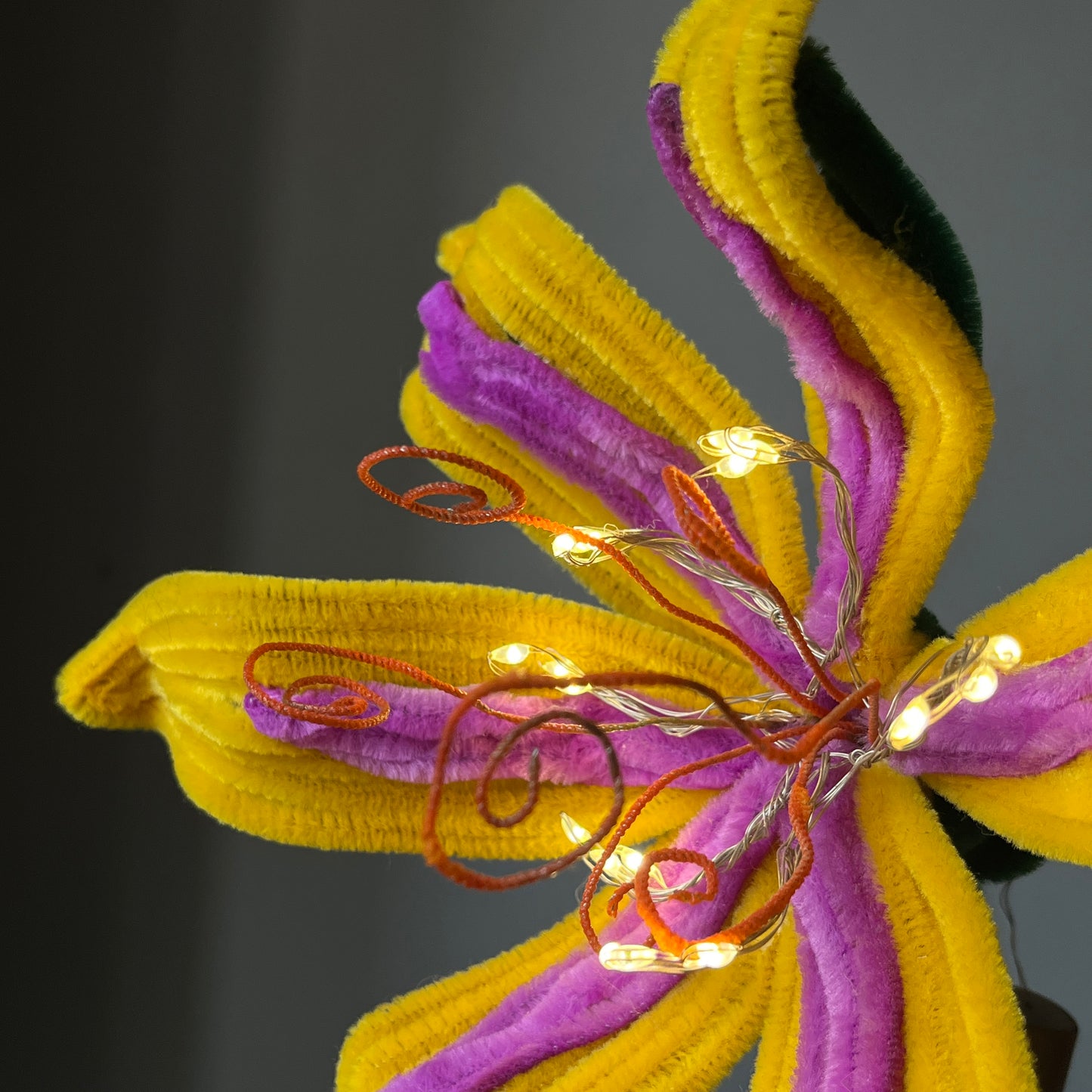 Rapunzel flower lamp close up shot, made with pipe cleaners