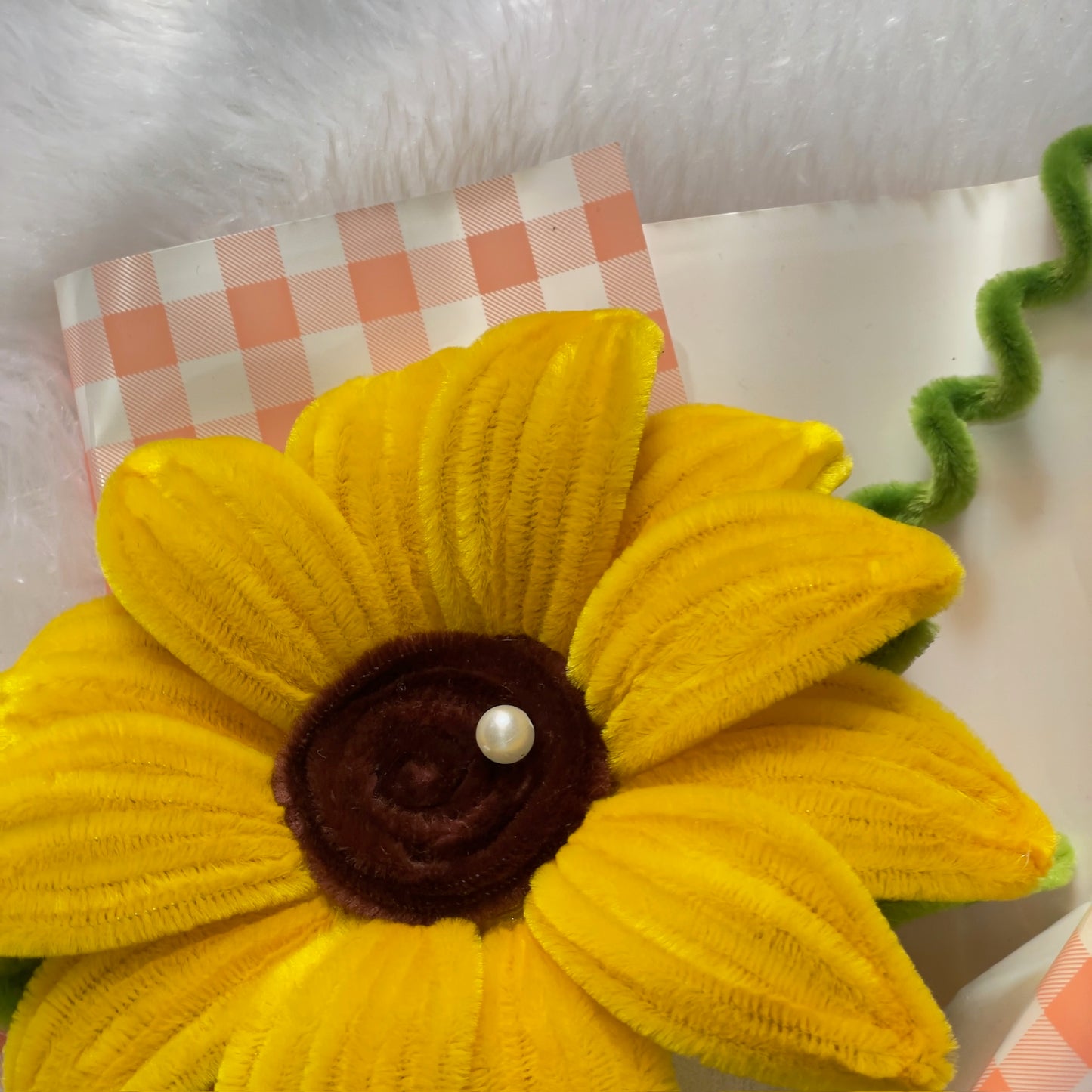 Hello Sunshine | Single Sunflower Ready Bouquet