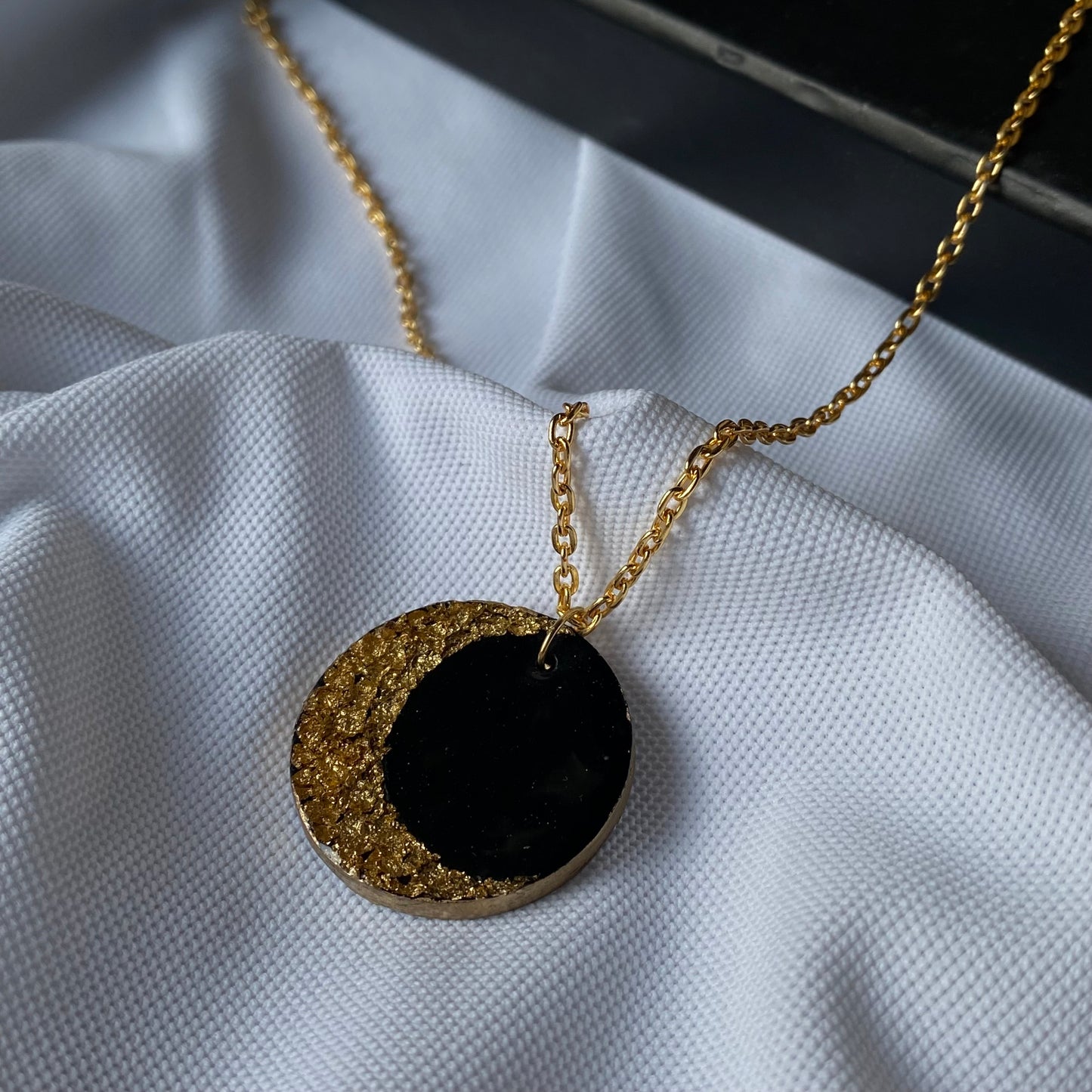 chaand-sifarish-pendant-zoom