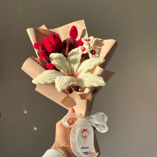 Crimson Carol | Ready Bouquet
