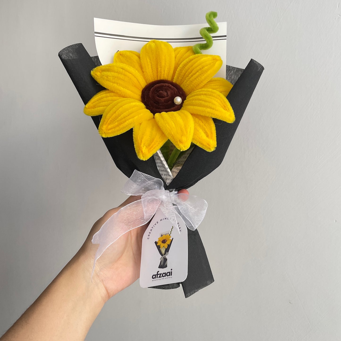 Hello Sunshine | Single Sunflower Ready Bouquet