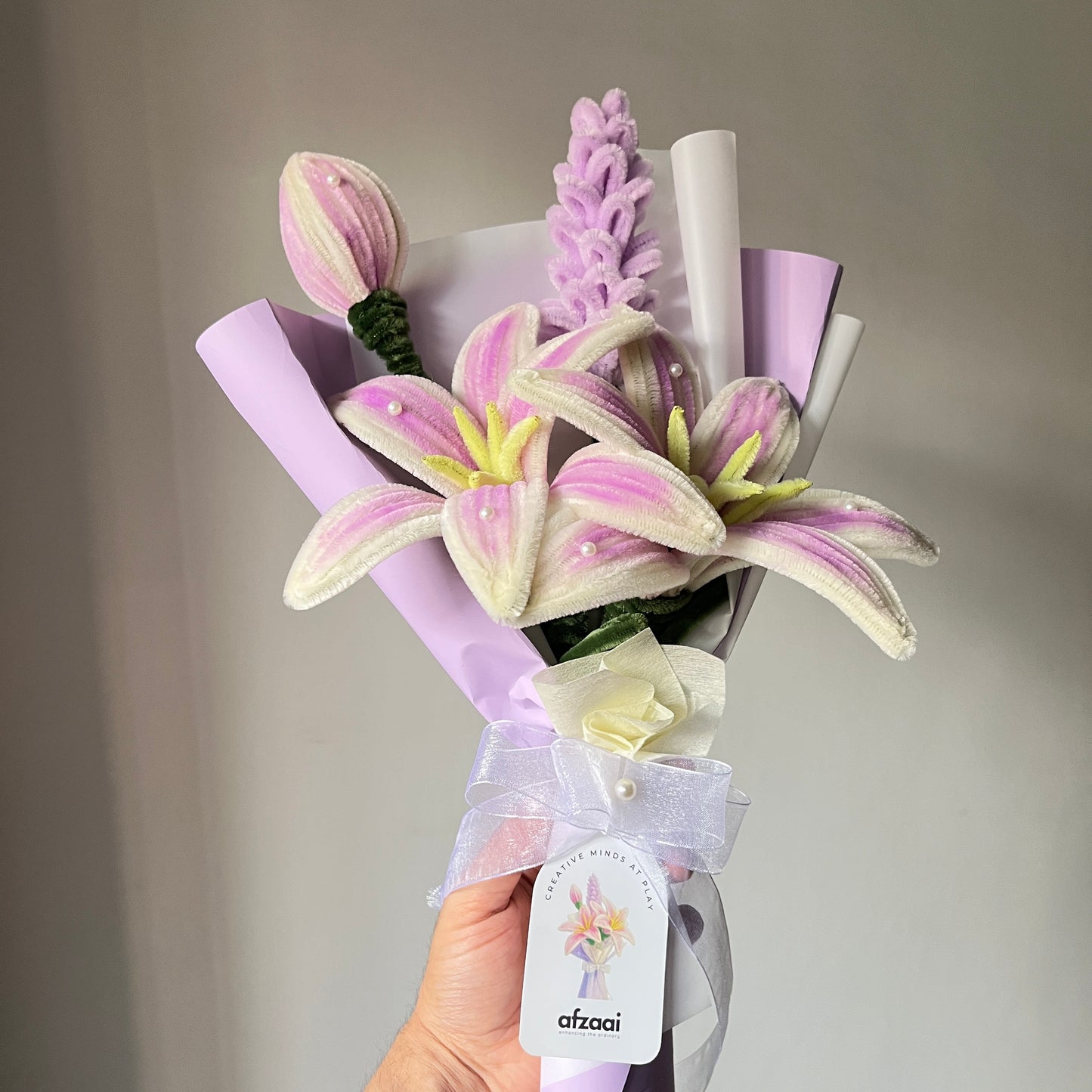 Lily To Remember | Ready Bouquet